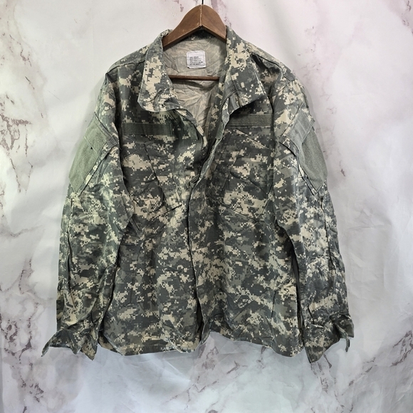 Military Jacket Mens medium short Digital Camo Desert Top Shirt Air Force Army - Picture 1 of 10
